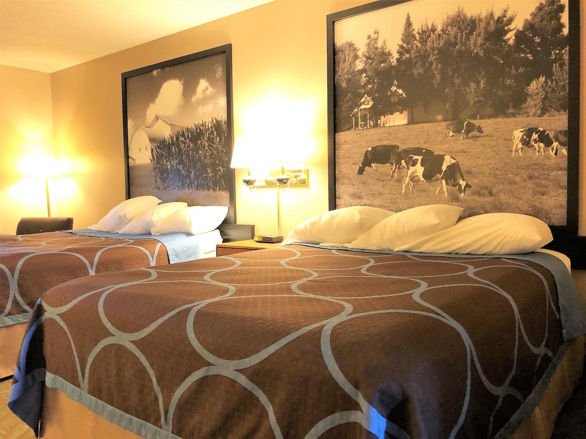 Super 8 By Wyndham Dodgeville