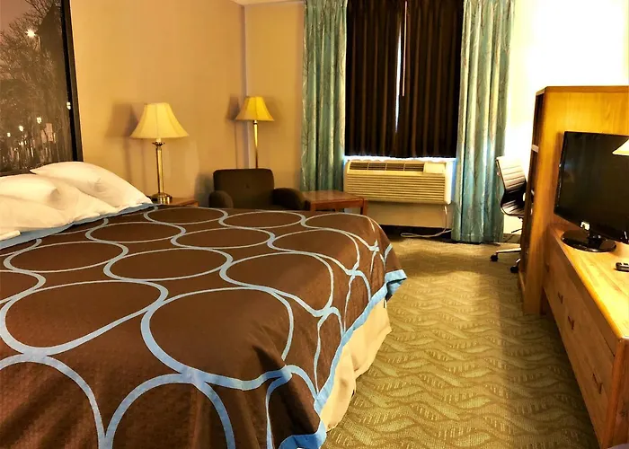 Super 8 By Wyndham Dodgeville